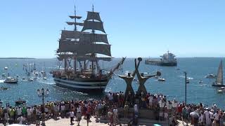 Nave Vespucci transita il canale navigabile di Taranto a vele spiegate [upl. by Yelsa]