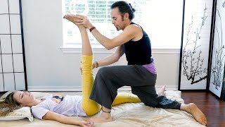 How to Do Thai Massage for Lower Back Pain amp Hip Pain Relief Part 1 [upl. by Iz547]