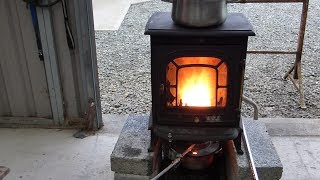 Make a Great Waste Oil Burning Stove Heater [upl. by Arola]